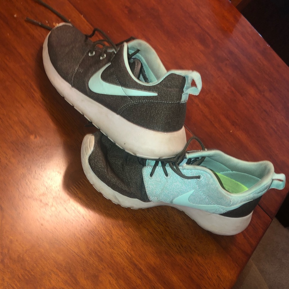 Nike Roshes